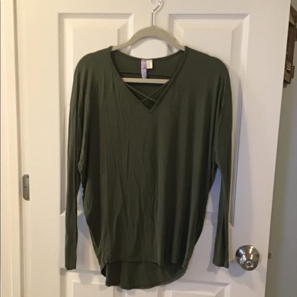 long sleeve t shirt
